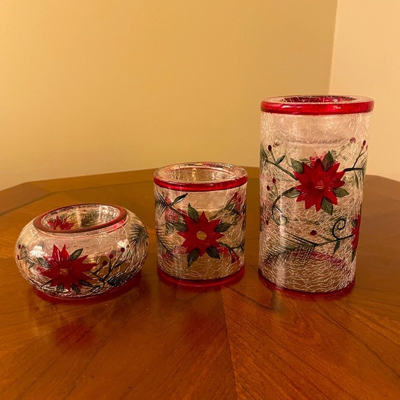 Yankee Candle Poinsettia Crackle-Glass Votive Holders